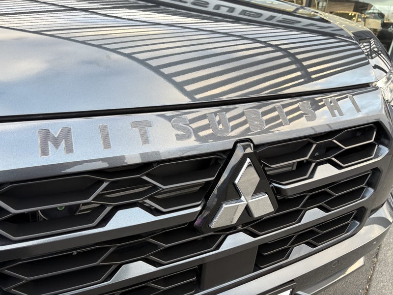 2025 Mitsubishi Triton DC VRX 4WD 2.4TD image 3