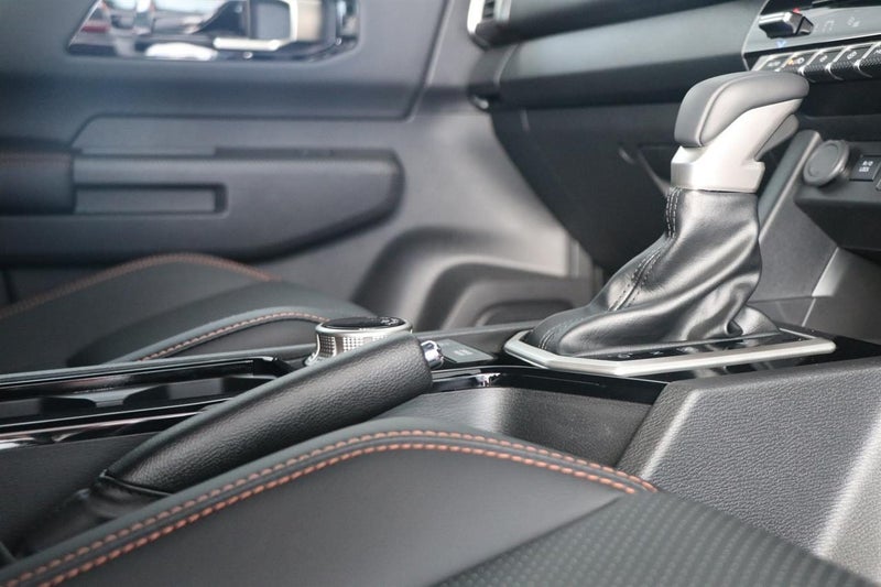 2025 Mitsubishi Triton DC VRX 4WD 6AT 2.4DT image 5