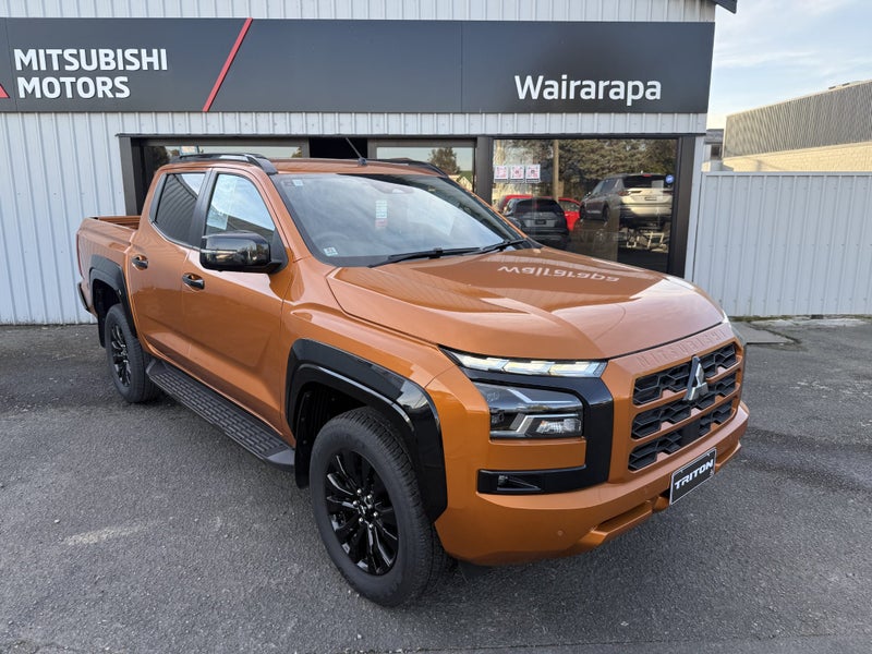 2025 Mitsubishi Triton Dc Vrx 4Wd 6At image 3