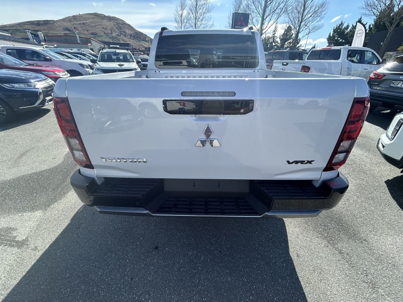 2025 Mitsubishi Triton DC VRX 4WD 6AT image 5