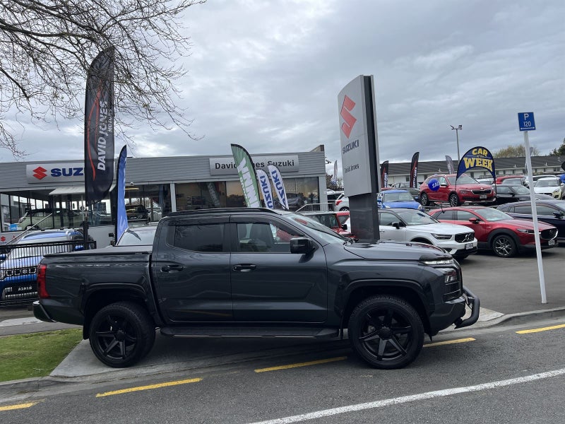 2025 Mitsubishi Triton DC VRX 4WD 6AT image 4