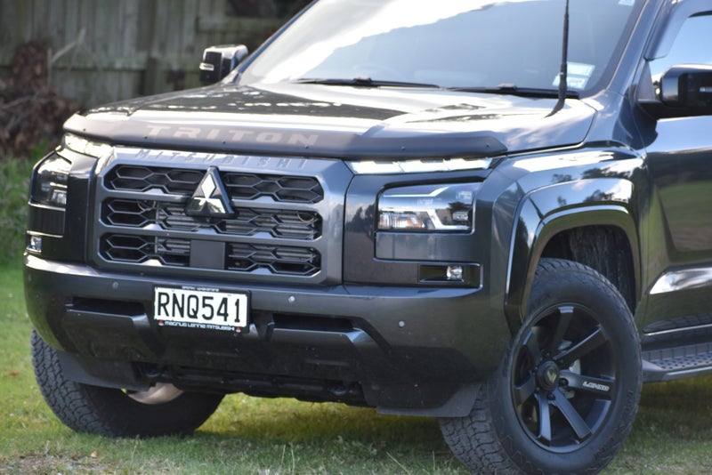 2025 Mitsubishi Triton DC VRX 4WD Auto image 2