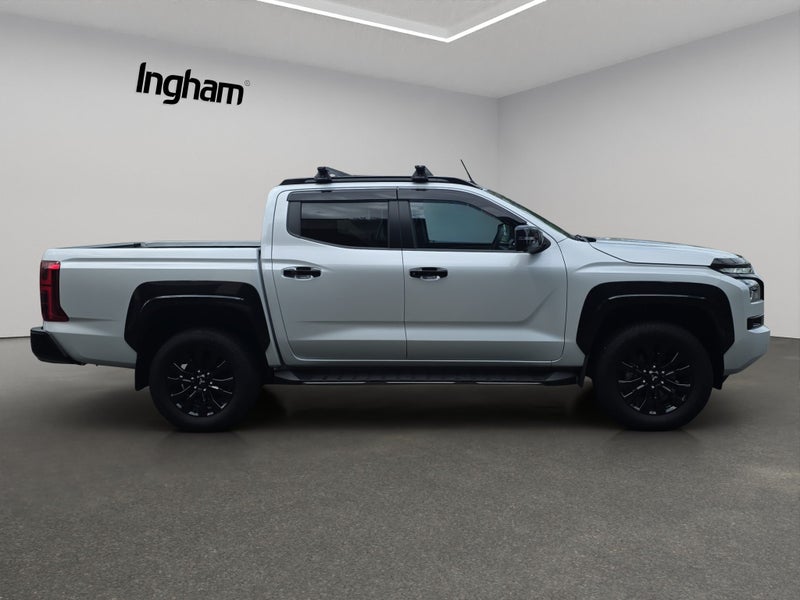 2025 Mitsubishi Triton DC VRX 6AT 2.4DT image 3