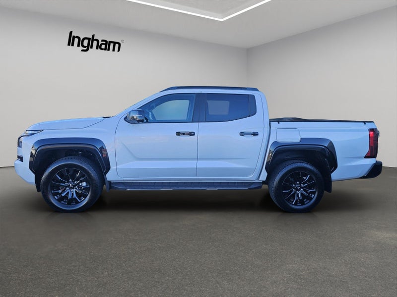 2025 Mitsubishi Triton DC VRX 6AT 2.4DT image 3