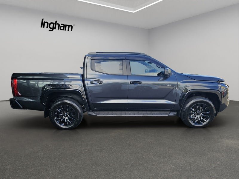 2025 Mitsubishi Triton DC VRX 6AT 2.4DT/6AT image 3