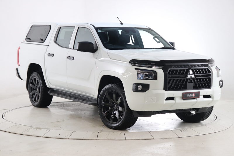 2025 Mitsubishi Triton DC WS 2.4D GLX 2WD 6AT image 3