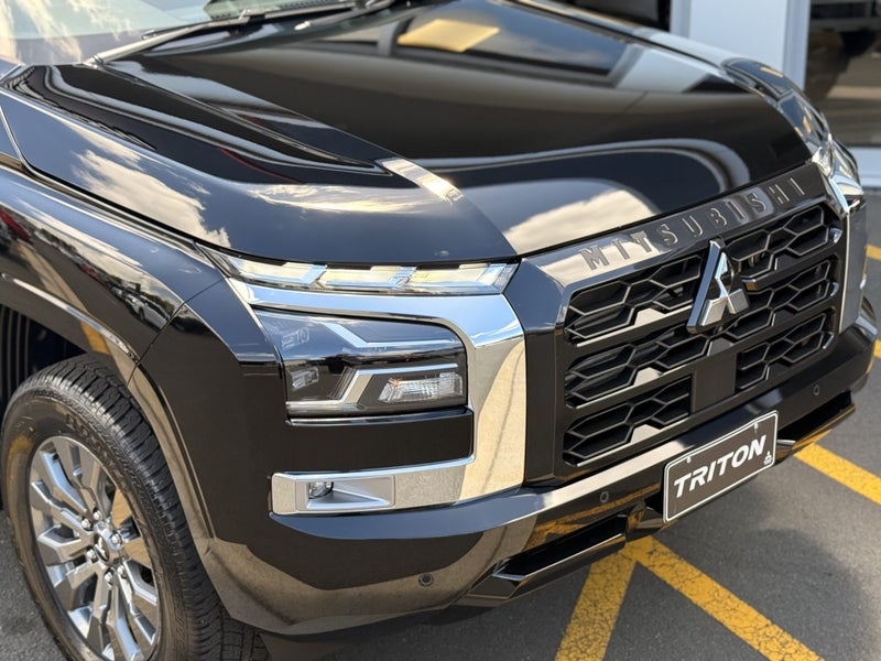 2025 Mitsubishi Triton DC WS 2.4D GLXR 2WD 6AT - image 3