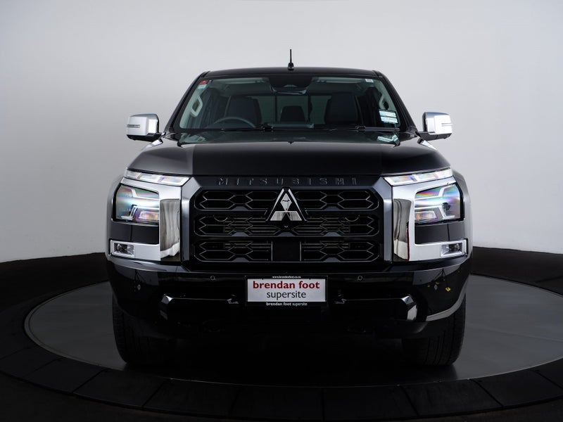 2025 Mitsubishi Triton DC WS 2.4D GLXR 2WD 6AT image 5