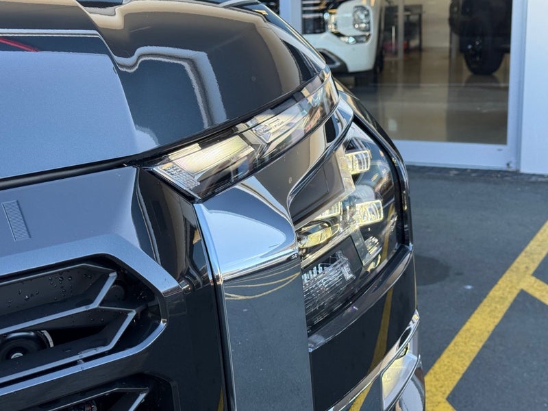 2025 Mitsubishi Triton DC WS 2.4D GLXR 2WD 6AT... image 4