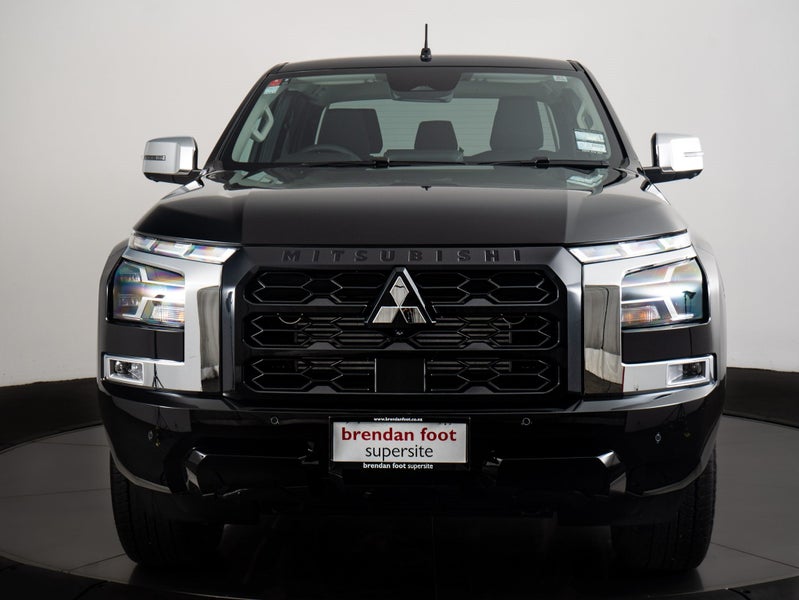 2025 Mitsubishi Triton DC WS 2.4D GLXR 2WD 6AT image 5