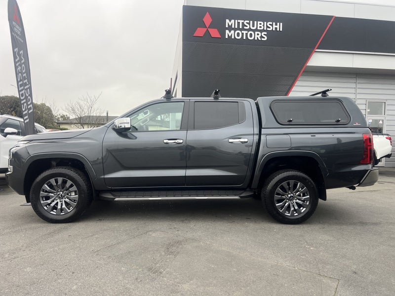 2025 Mitsubishi Triton DC WS 2.4D GLXR 4WD 6AT image 2