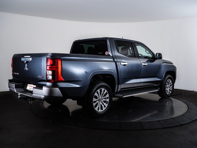 2025 Mitsubishi Triton DC WS 2.4D GLXR 4WD 6AT image 4