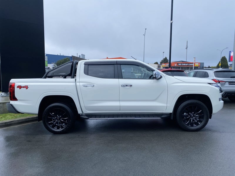 2025 Mitsubishi Triton DC WS 2.4D GLXR SPORT 4W... image 5
