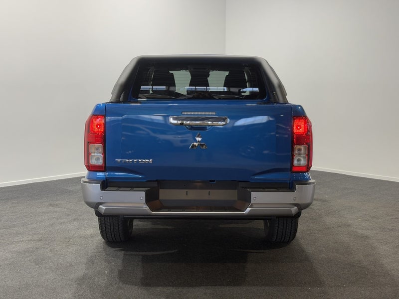 2025 Mitsubishi Triton DC WS 2.4D GLXS 4WD 6AT image 5