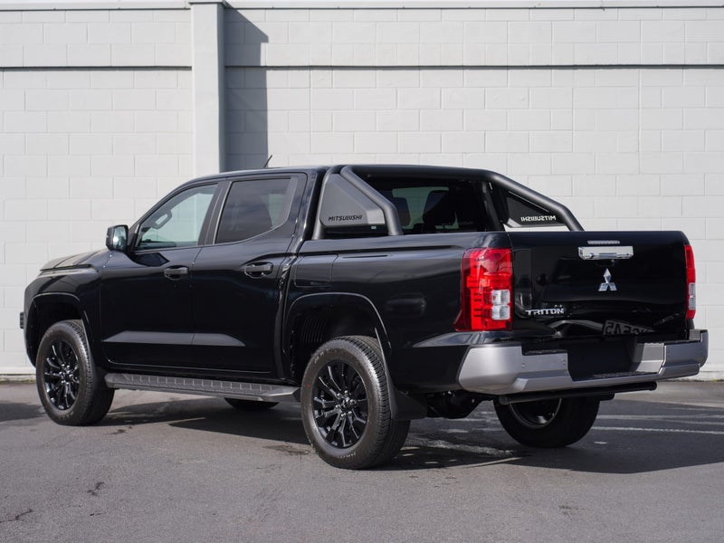 2025 Mitsubishi Triton DC WS 2.4D GLXS 4WD 6AT image 2