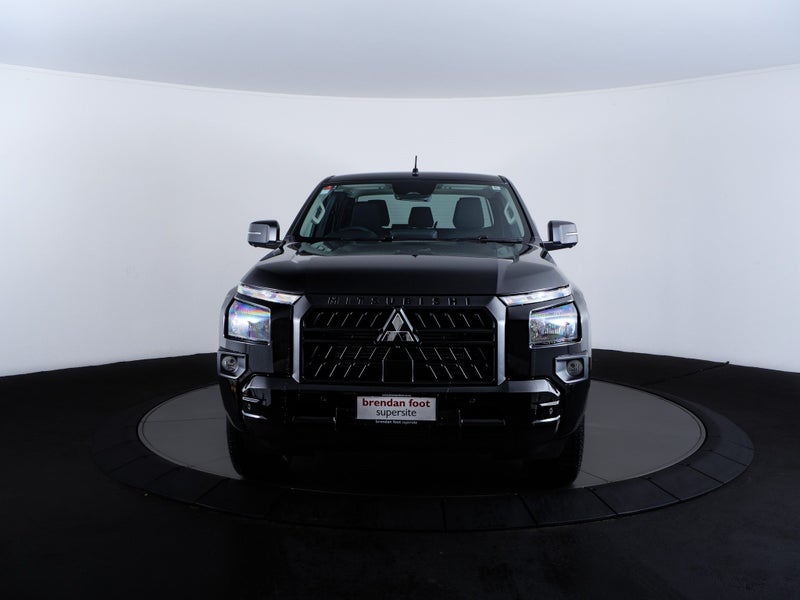 2025 Mitsubishi Triton DC WS 2.4D GLXS SPORT 4W... image 5