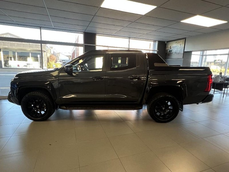 2025 Mitsubishi Triton DC WS 2.4D GSR 4WD 6AT L... image 3