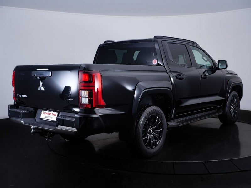 2025 Mitsubishi Triton DC WS 2.4D VRX 2WD 6AT image 3