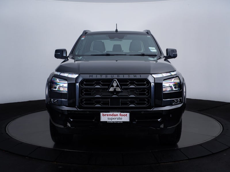2025 Mitsubishi Triton DC WS 2.4D VRX 2WD 6AT image 5