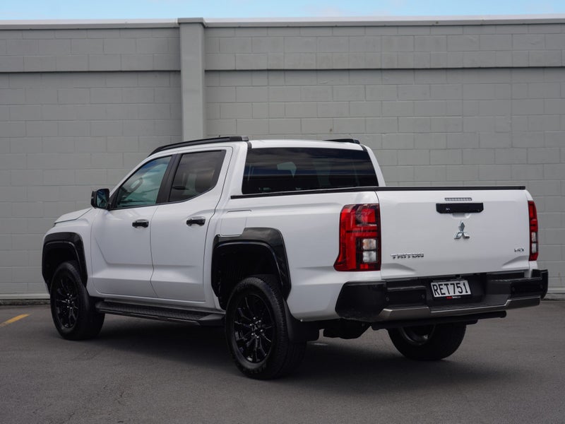 2025 Mitsubishi Triton DC WS 2.4D VRX 2WD 6AT image 2