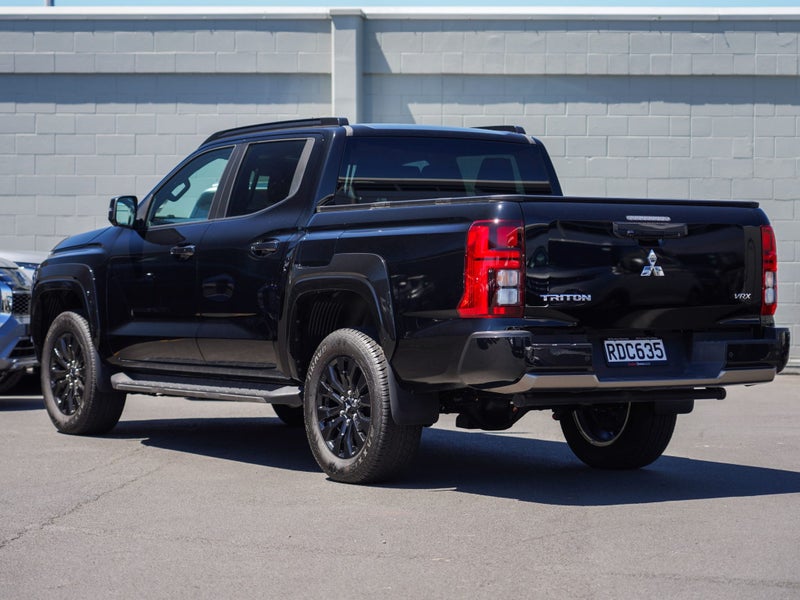 2025 Mitsubishi Triton DC WS 2.4D VRX 2WD 6AT image 2