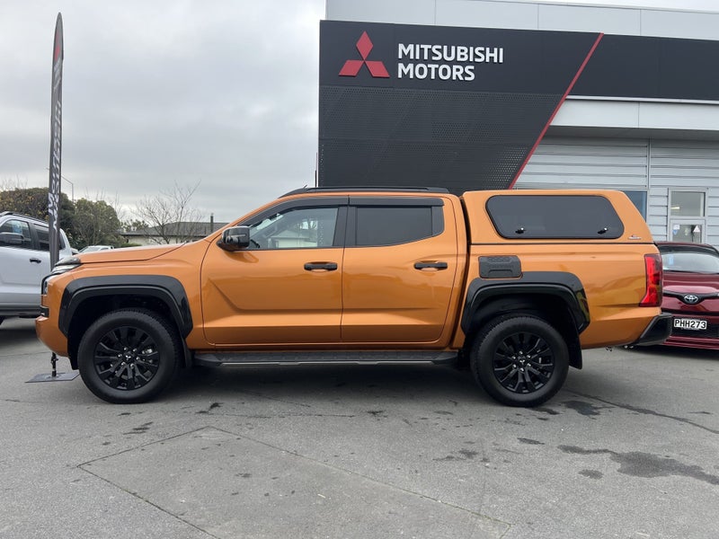 2025 Mitsubishi Triton DC WS 2.4D VRX 4WD 6AT image 2