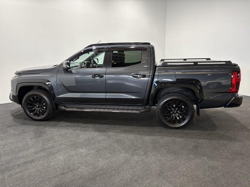 2025 Mitsubishi Triton DC WS 2.4D VRX 4WD 6AT image 4