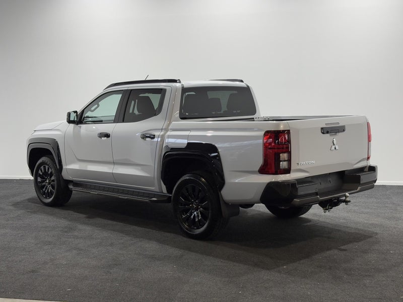 2025 Mitsubishi Triton DC WS 2.4D VRX 4WD 6AT image 5