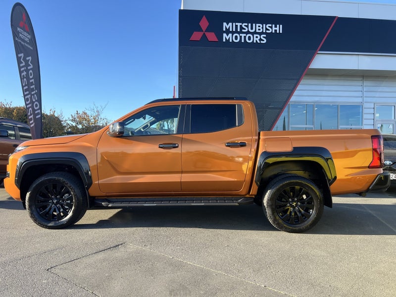 2025 Mitsubishi Triton DC WS 2.4D VRX 4WD 6AT image 2