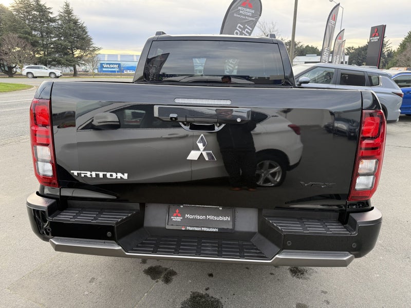 2025 Mitsubishi Triton DC WS 2.4D VRX 4WD 6AT image 4