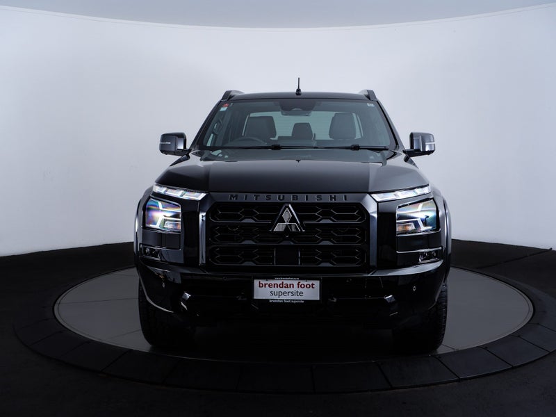 2025 Mitsubishi Triton DC WS 2.4D VRX 4WD 6AT image 5