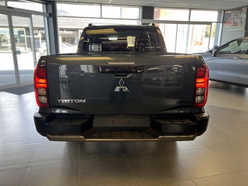2025 Mitsubishi Triton DC WS 2.4D VRX 4WD 6AT image 5