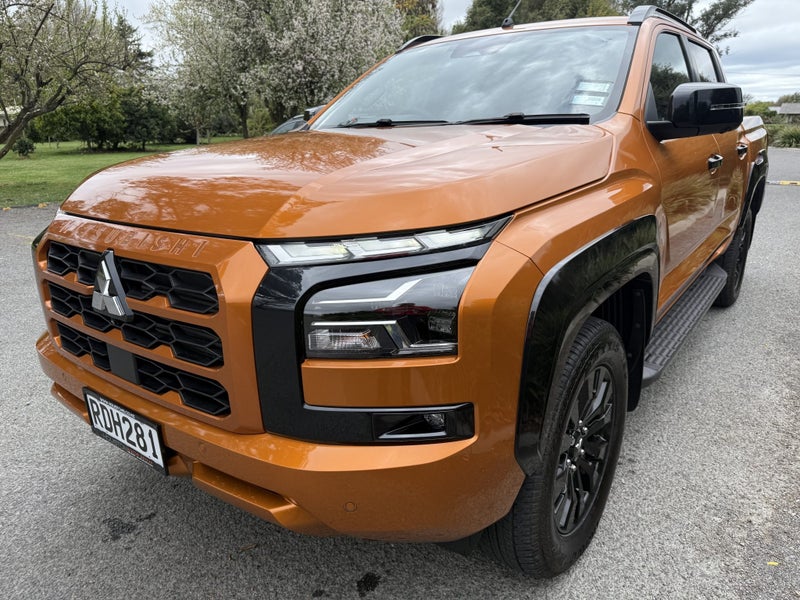 2025 Mitsubishi Triton DC WS 2.4D VRX 4WD 6AT P... image 5