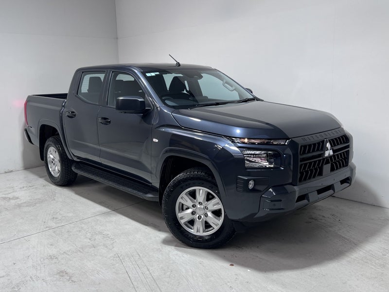 2025 Mitsubishi Triton GLX 2.4 Bi TURBO 2WD AUTO image 1