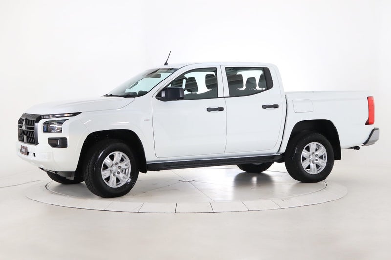 2025 Mitsubishi Triton GLX 2WD image 3