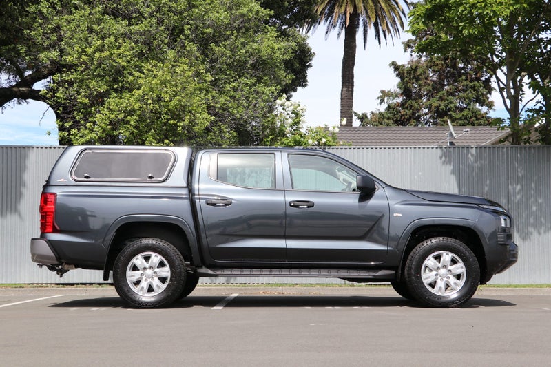 2025 Mitsubishi Triton GLX 2WD Auto (TRADE PACK) image 3
