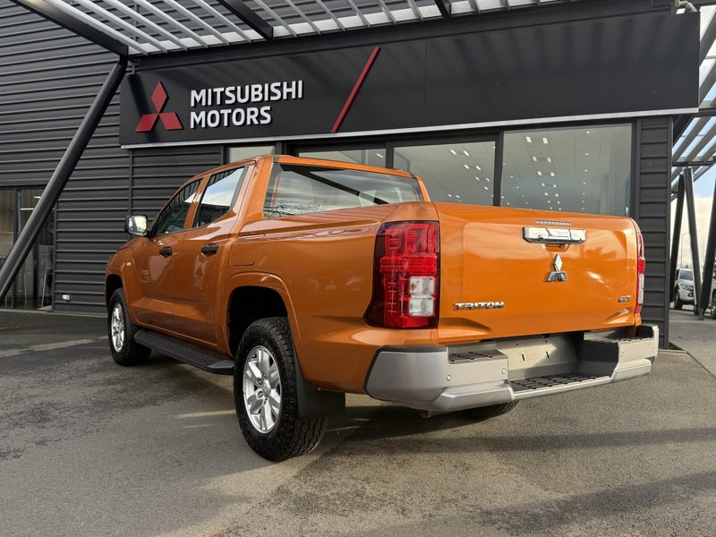 2025 Mitsubishi Triton GLX 2wd Double cab image 2