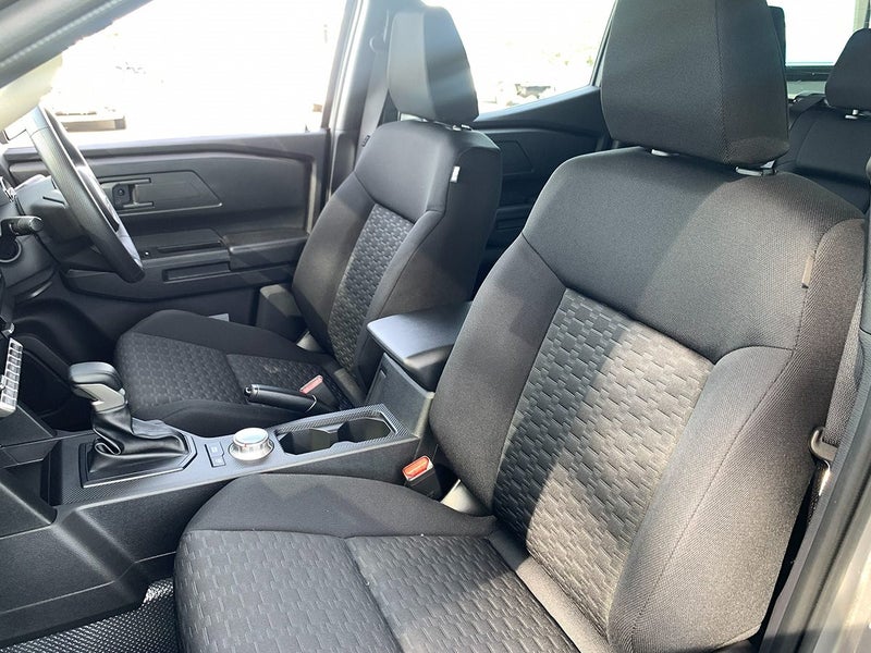 2025 Mitsubishi Triton GLX 4WD 2.4L Bi-Turbo Di... image 4