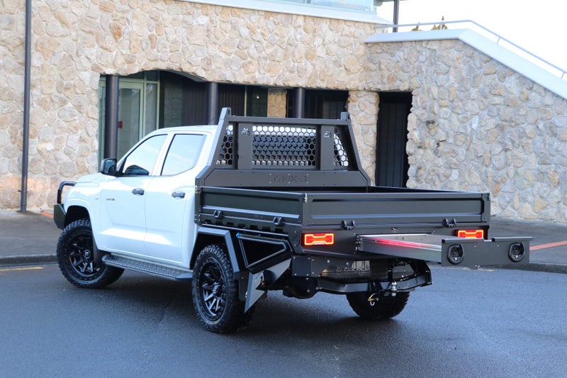 2025 Mitsubishi Triton GLX 4WD FLAT DECK DOUBLE... image 3