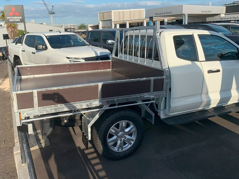 2025 Mitsubishi Triton GLX Club Cab 4WD 2.4L Bi... image 2