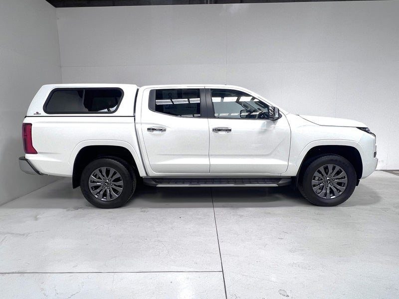 2025 Mitsubishi Triton GLX-R 2.4 Bi TURBO 4WD -... image 3