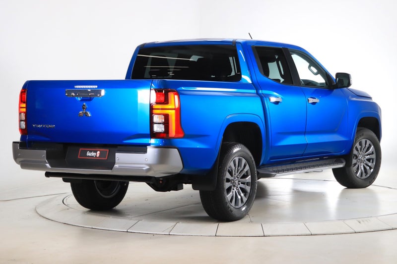 2025 Mitsubishi Triton GLX-R 2WD image 2