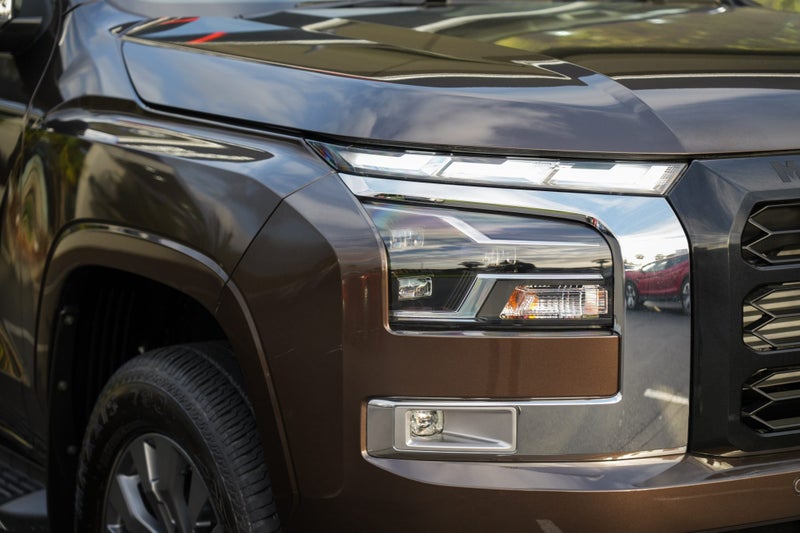 2025 Mitsubishi Triton GLX-R 4WD DIESEL BI-TURB... image 5
