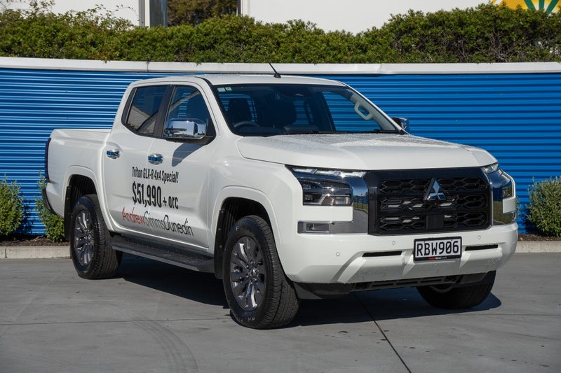 2025 Mitsubishi Triton GLX-R 4x4 6-sp auto image 2
