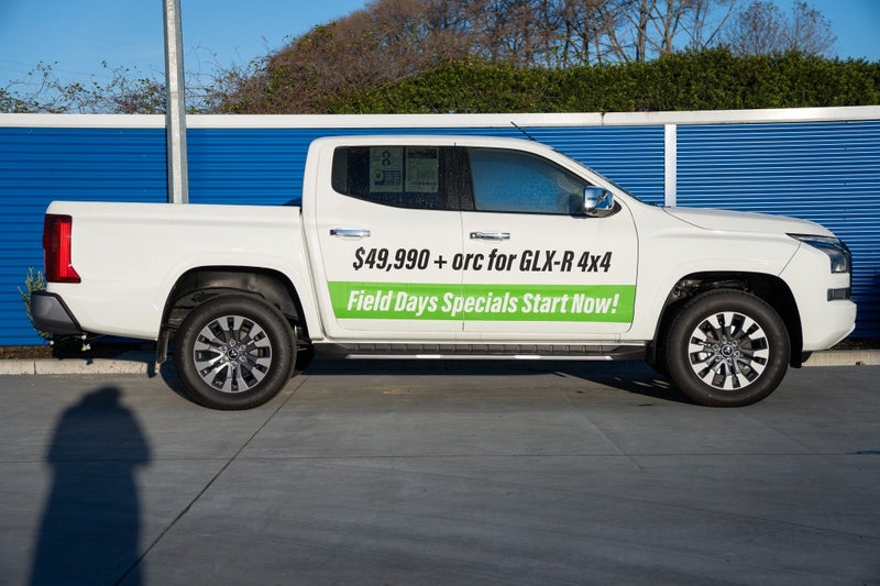 2025 Mitsubishi Triton GLX-R 4x4 6-sp auto image 2