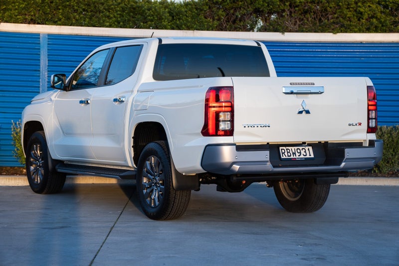 2025 Mitsubishi Triton GLX-R 4x4 6-sp auto image 5