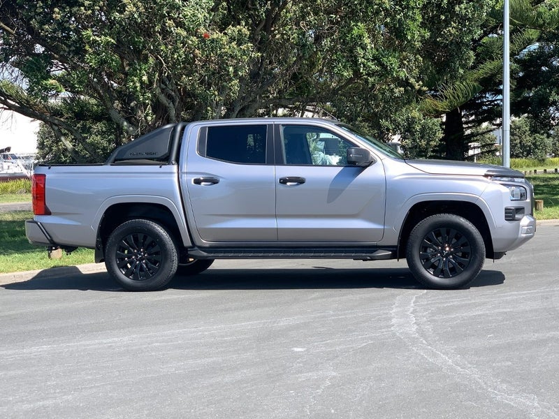 2025 Mitsubishi Triton GLX Sport 4WD 2.4L Bi-Tu... image 3