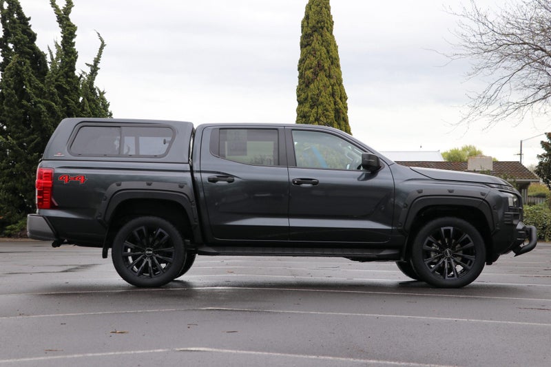 2025 Mitsubishi Triton GLX Sport 4WD 6At image 5