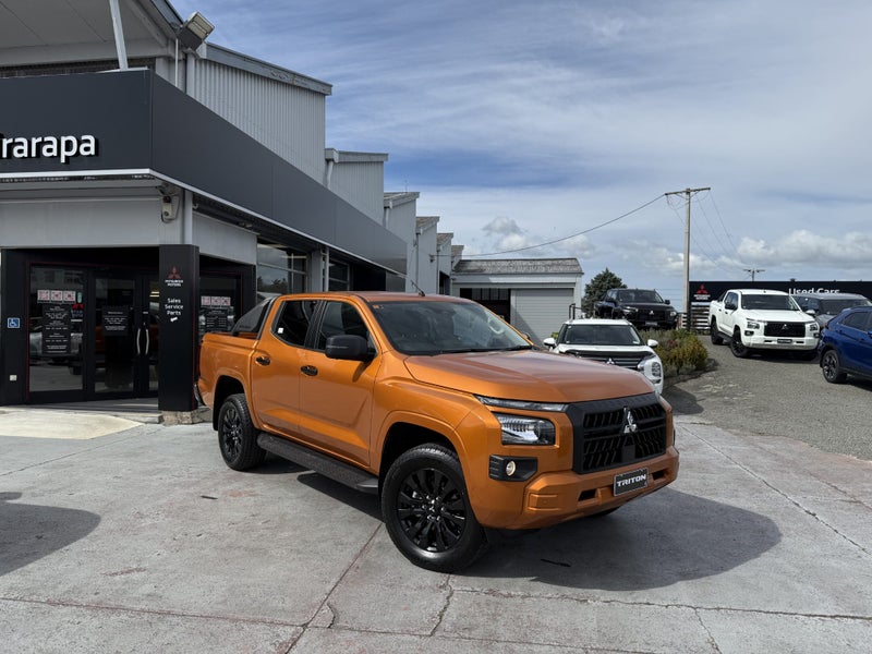 2025 Mitsubishi Triton GLX Sport 4WD 6At image 1