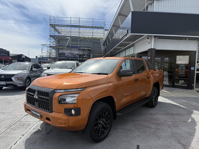 2025 Mitsubishi Triton GLX Sport 4WD 6At image 3